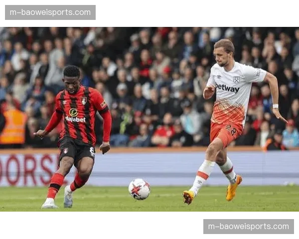 伯恩茅斯中场对抗：若昂·戈麦斯防守对抗数据与屏障作用